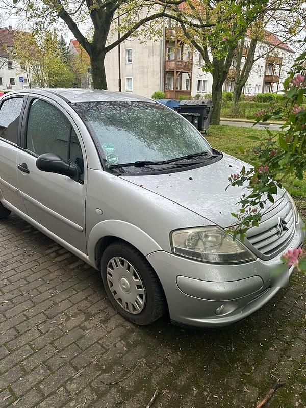 Second-hand Citroën C3 60 CP (44 kW) 2005 Argintiu Hatchback