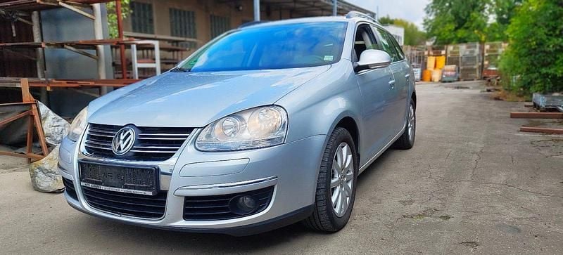 Silber Gebraucht 2009 VW Golf VI Kombi | 4.490 € (Fairer Preis) - Bild 1/4