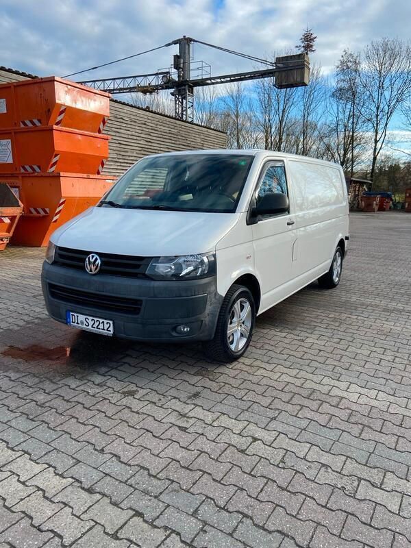 Weiß Gebraucht 2011 VW T5 Van | 18.999 € (Guter Preis) - Bild 1/4