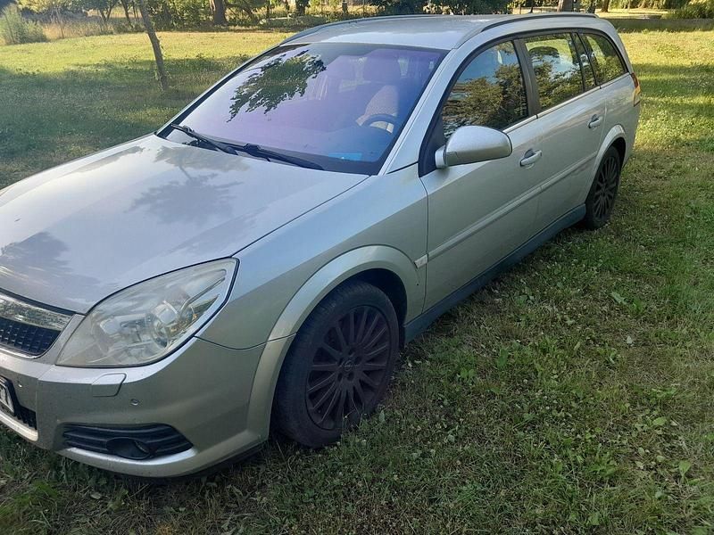 Silber Gebraucht 2007 Opel Vectra Sport Kombi | 2.800 € (Superpreis) - Bild 1/4