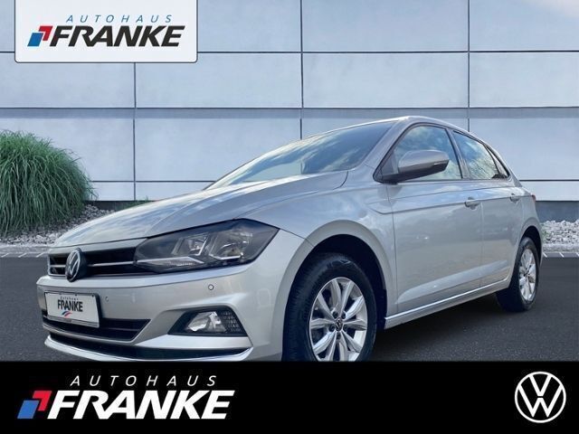 Silber Gebraucht 2021 VW Polo Highline Limousine | 15.819 € (Guter Preis) - Bild 1/4