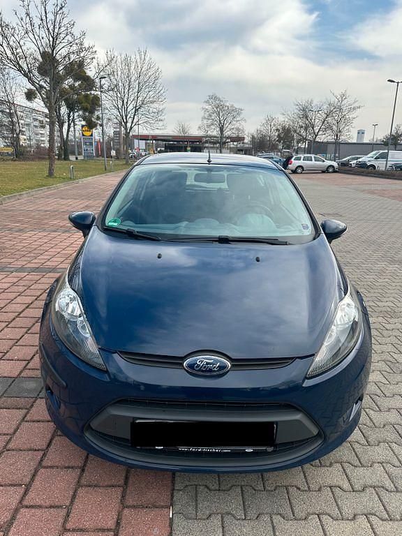 Gebraucht Ford Fiesta Trend 60 PS (44 kW) 2009 Blau Kleinwagen