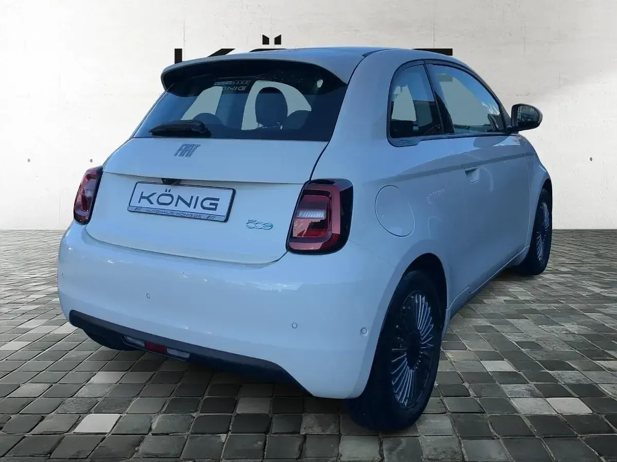 Gebraucht Fiat 500e 42 kW (58 PS) 2023 Weiß Kleinwagen