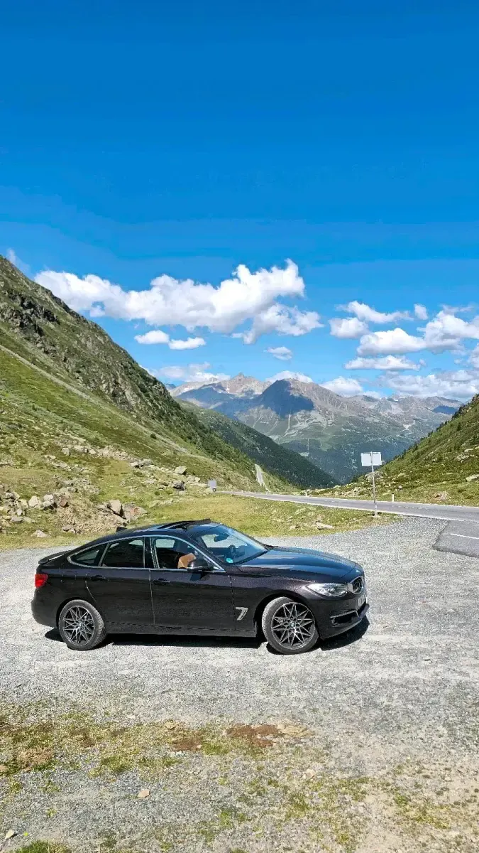 Gebraucht BMW 330 258 PS (189 kW) 2014 Braun Limousine