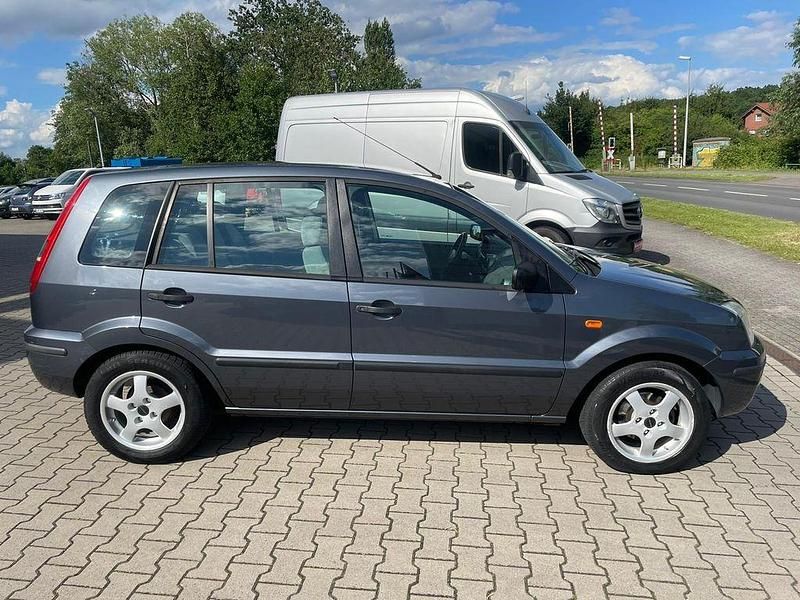 Gebraucht Ford Fusion 68 PS (50 kW) 2002 Grau Limousine