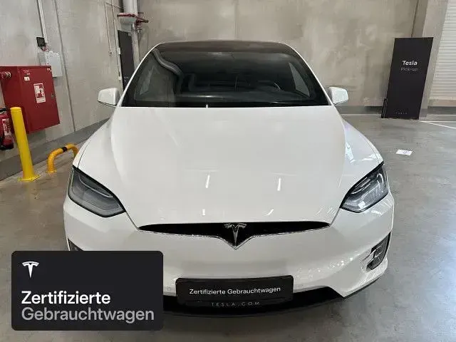 Gebraucht Tesla Model X Long Range AWD 309 kW (421 PS) 2020 Pearl white multicoat SUV