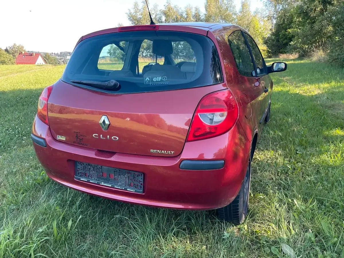 Gebraucht Renault Clio 75 PS (55 kW) 2005 Orange Kleinwagen
