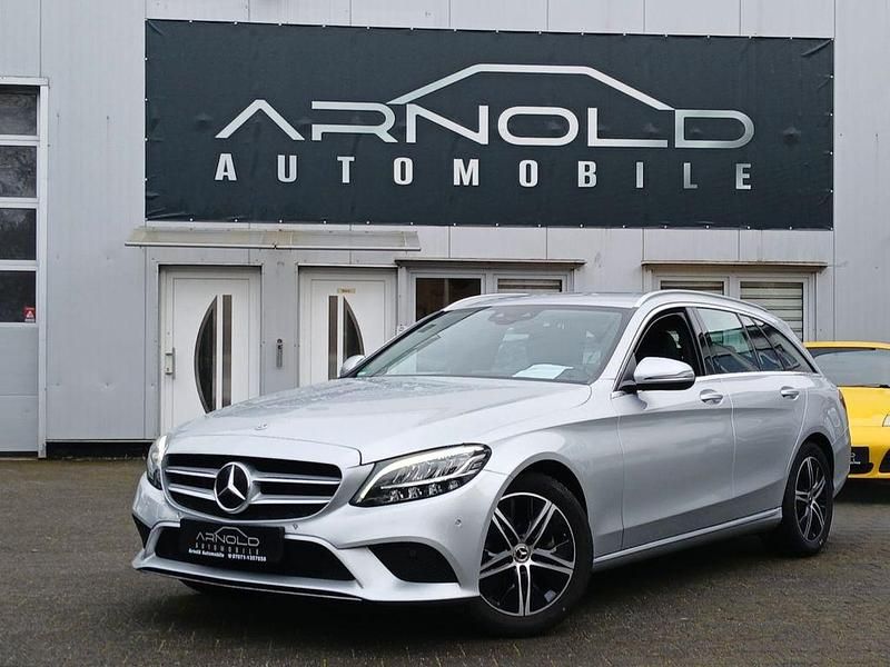Silber Gebraucht 2021 Mercedes C200 Avantgarde Limousine | 24.990 € (Superpreis) - Bild 1/4