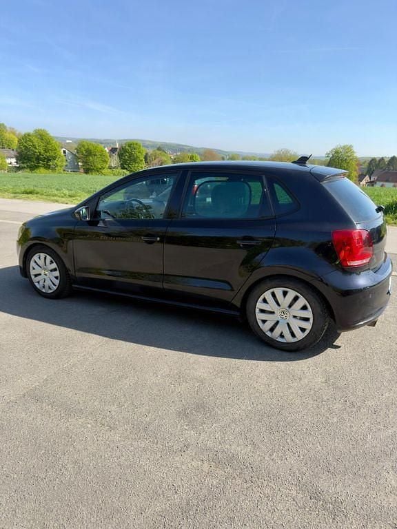 Second-hand VW Polo 105 CP (77 kW) 2010 Negru Hatchback