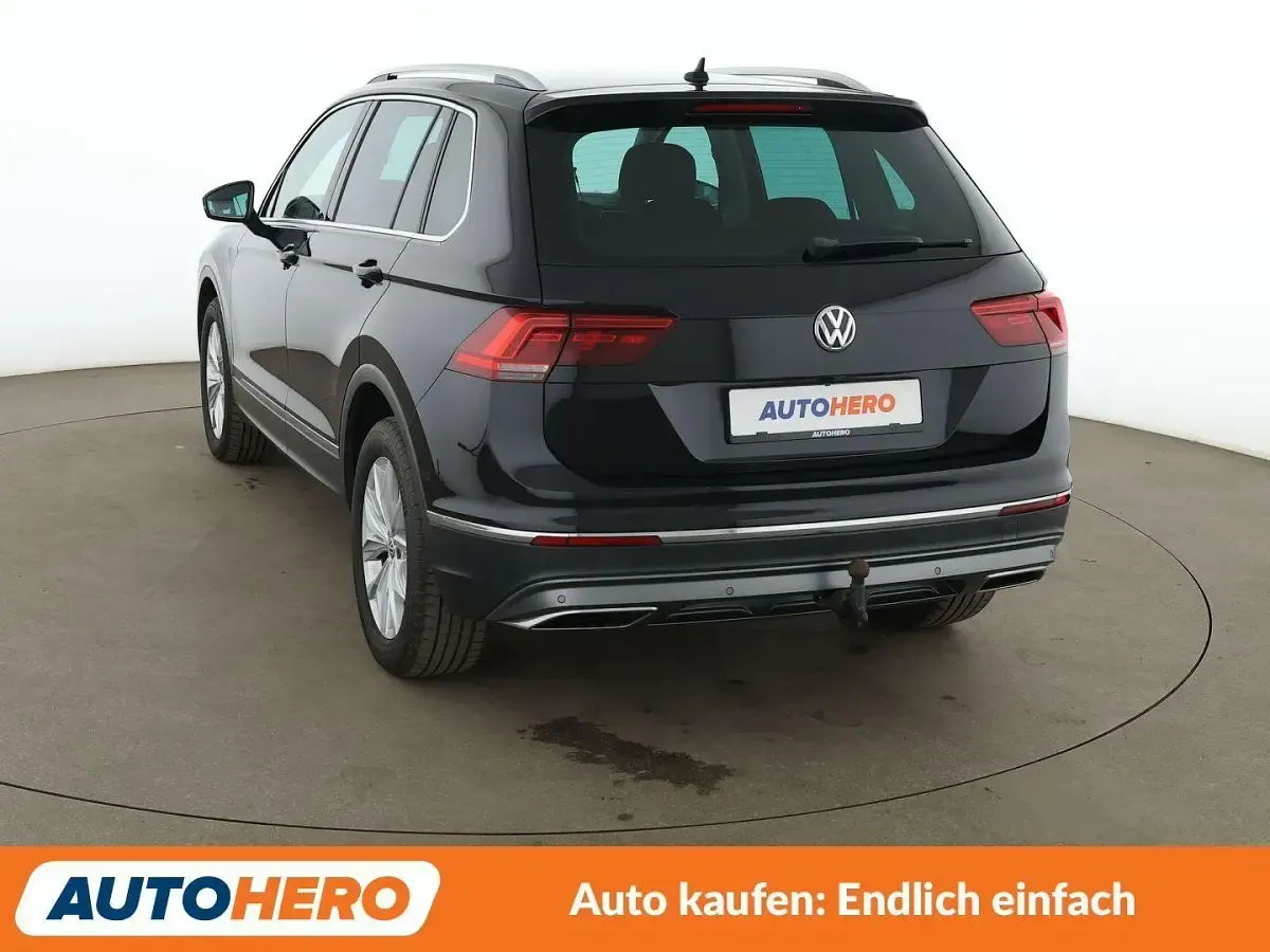 Gebraucht VW Tiguan Highline 239 PS (175 kW) 2019 Schwarz SUV