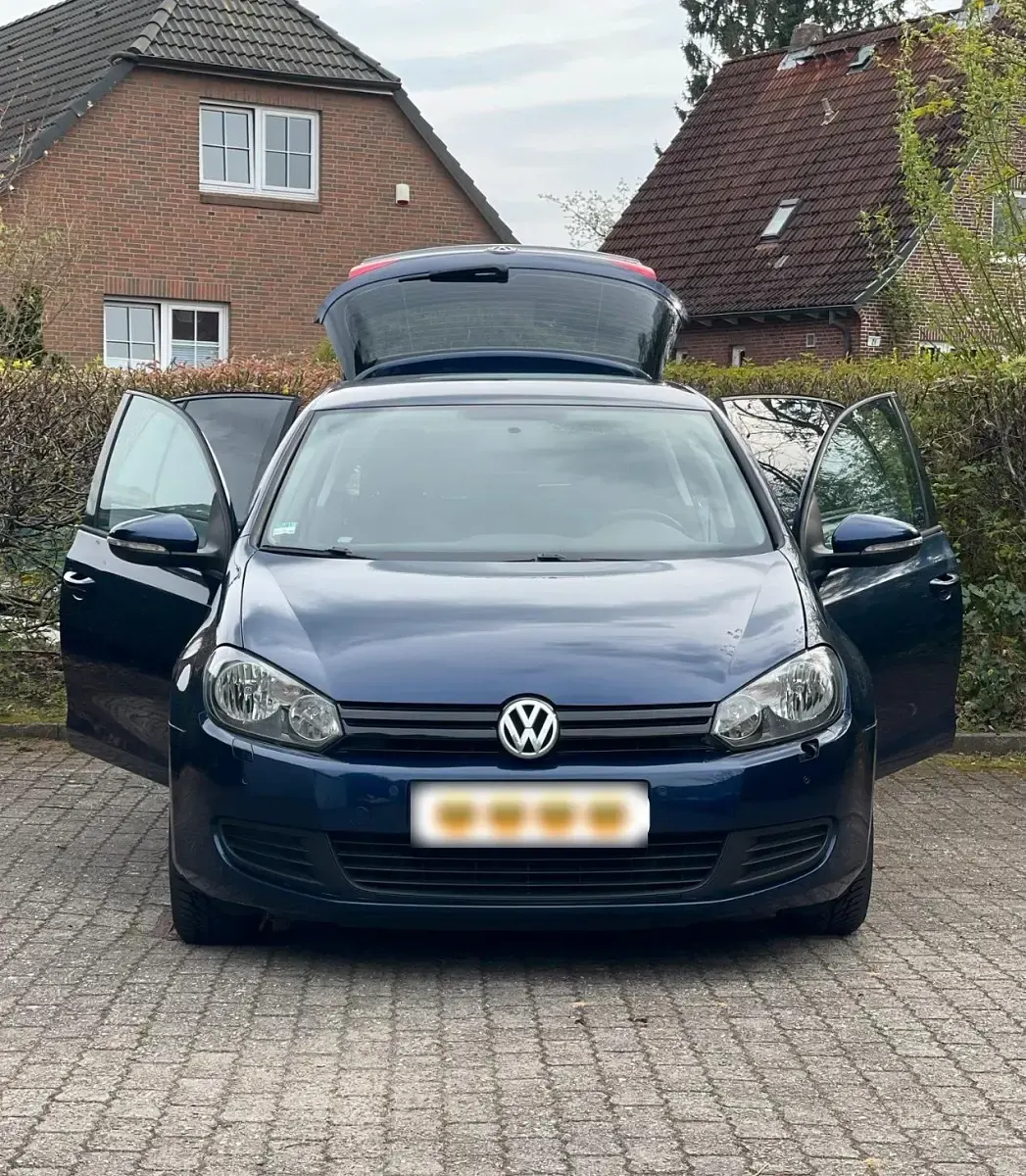 Gebraucht VW Golf VII 124 PS (91 kW) 2012 Blau Limousine