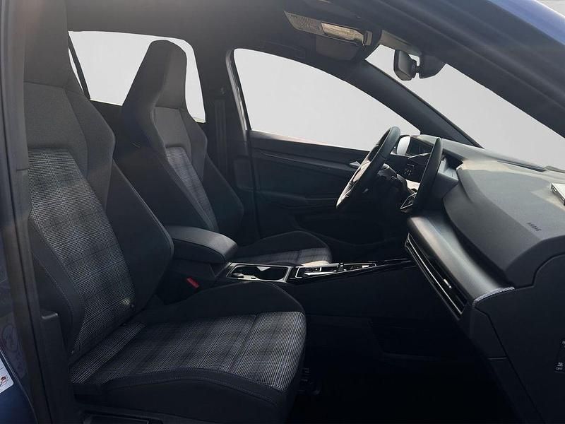 Gebraucht VW Golf VIII GTE 272 PS (200 kW) 2025 Blau Limousine
