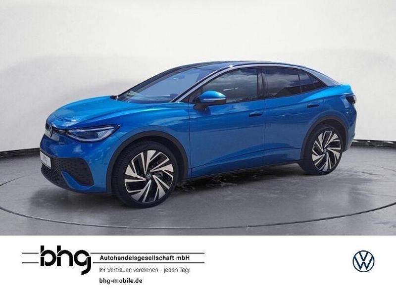 Blau Gebraucht 2024 VW ID.5 Pro SUV | 38.980 € (Guter Preis) - Bild 1/4