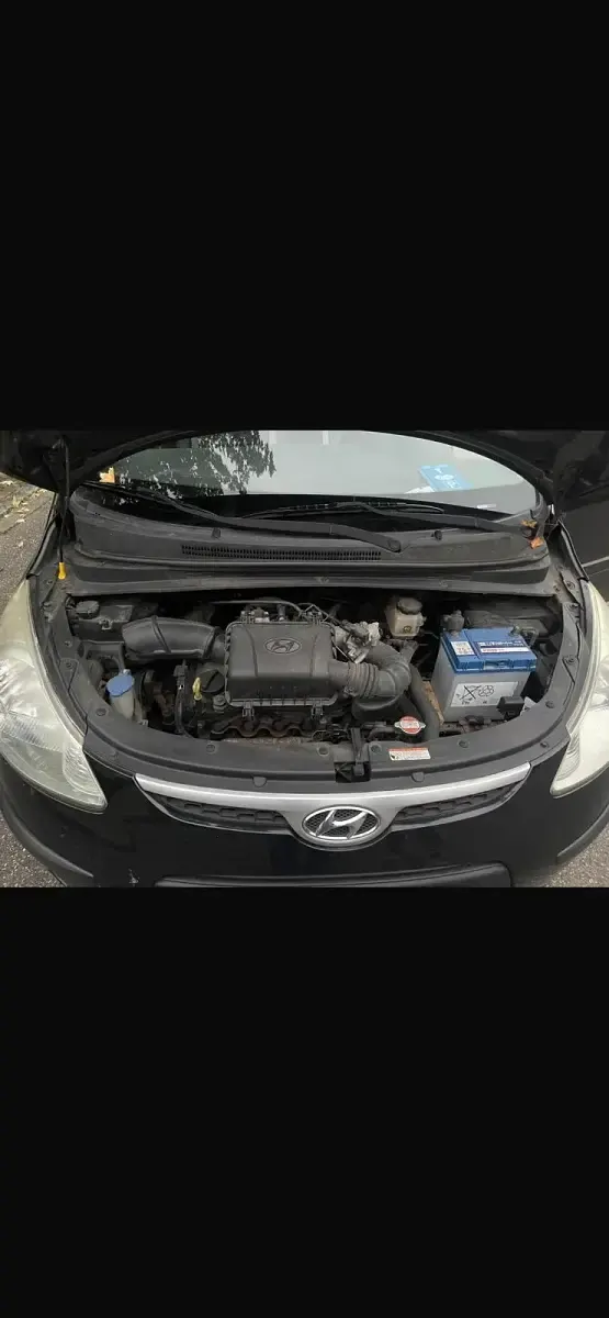 Gebraucht Hyundai i10 67 PS (49 kW) 2009 Schwarz Kleinwagen