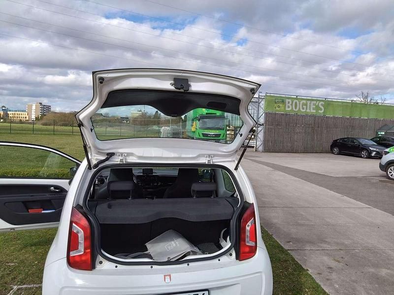 Gebraucht VW up! move up! 75 PS (55 kW) 2013 Weiß Kleinwagen