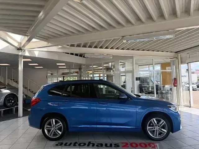 Gebraucht BMW X1 M Sport 150 PS (110 kW) 2019 Estorilblau ii (metallic) SUV