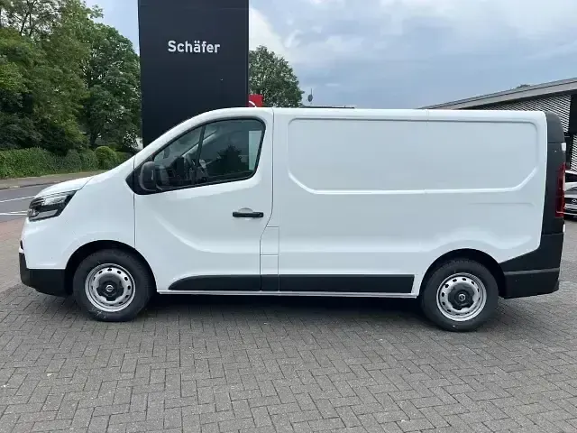 Neu Nissan Primastar N-Connecta 131 PS (96 kW) 2026 Weiss Van / Kleinbus