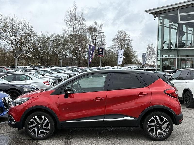 Gebraucht Renault Captur XMOD 118 PS (86 kW) 2017 Rot SUV