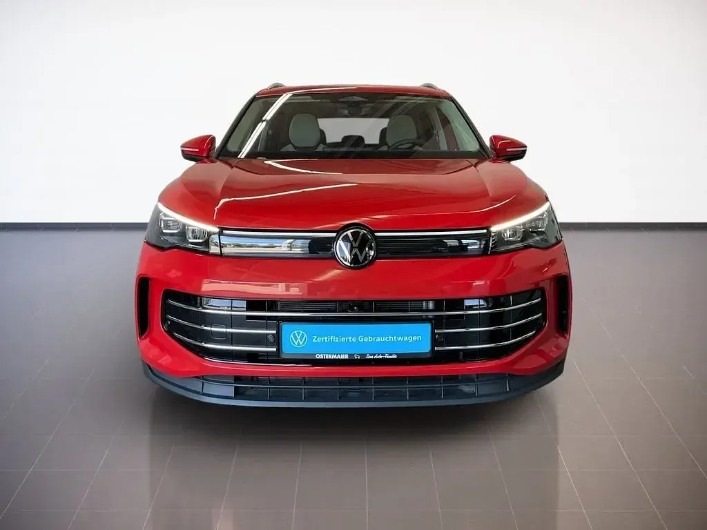 Neu VW Tiguan Elegance 150 PS (110 kW) 2025 Rot SUV