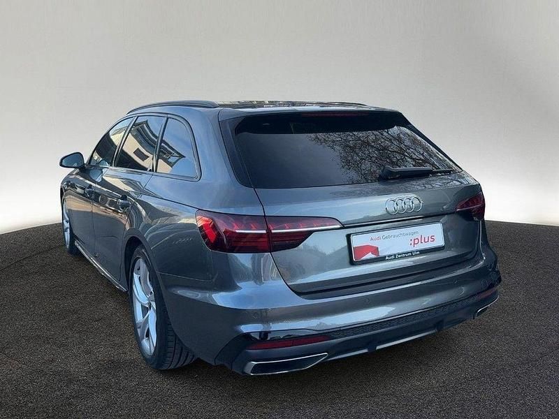 Gebraucht Audi A4 S-Line 163 PS (119 kW) 2023 Daytonagrau perleffekt Kombi