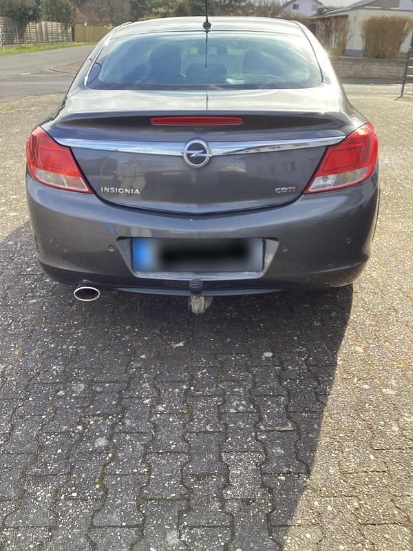 Gebraucht Opel Insignia 160 PS (117 kW) 2009 Grau Limousine