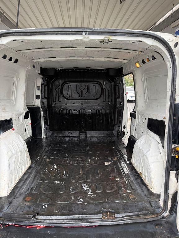 Gebraucht Fiat Doblò 135 PS (99 kW) 2014 Weiß Van / Kleinbus