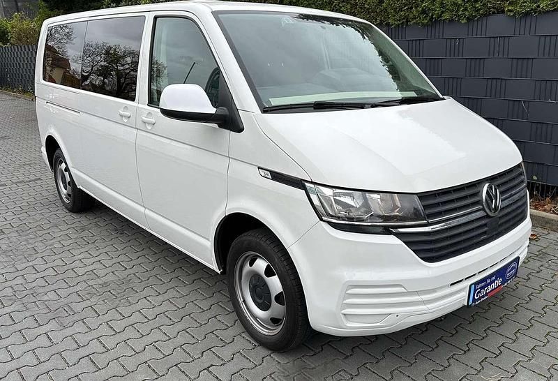 Gebraucht VW Multivan 150 PS (110 kW) 2021 Weiß Van / Kleinbus