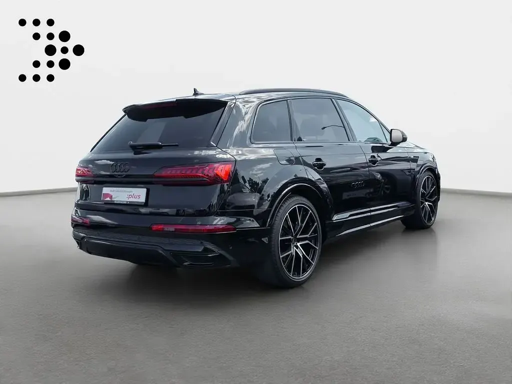 Gebraucht Audi Q7 S-Line 286 PS (210 kW) 2023 Mythosschwarz metallic SUV