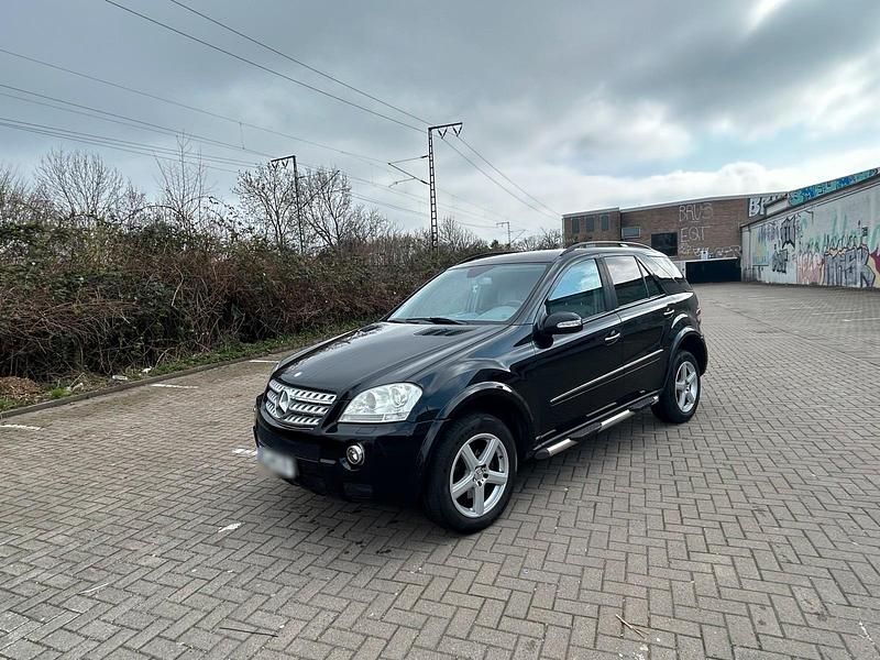 Gebraucht Mercedes ML280 190 PS (139 kW) 2007 Schwarz SUV