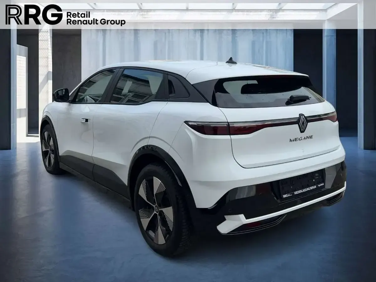 Gebraucht Renault Megane E-Tech Equilibre 96 kW (131 PS) 2022 Gletscherweiss Kleinwagen