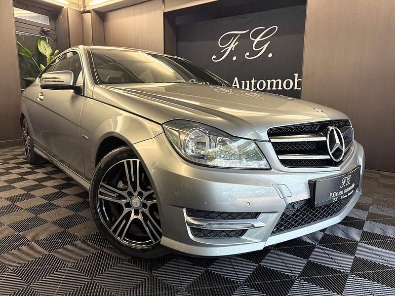 Silber Gebraucht 2014 Mercedes C180 AMG Coupé | 12.999 € (Superpreis) - Bild 1/4