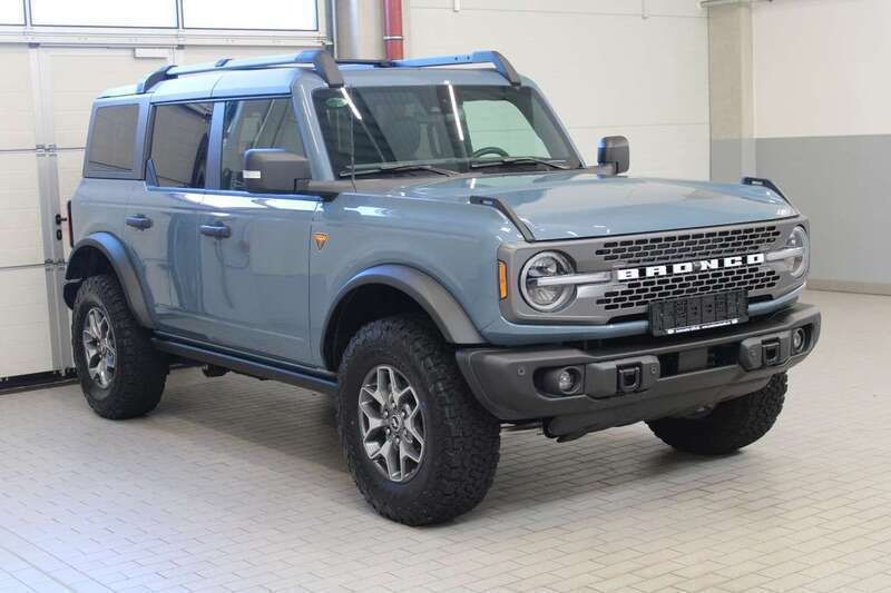 Gebraucht Ford Bronco 334 PS (245 kW) 2024 Azure grey SUV