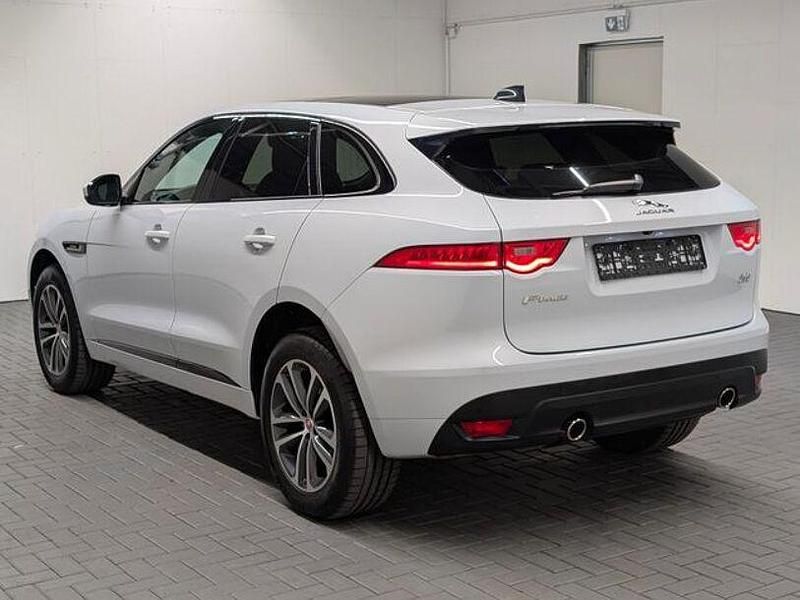 Gebraucht Jaguar F-Pace R-Sport 300 PS (220 kW) 2019 Weiß (yulong white) SUV