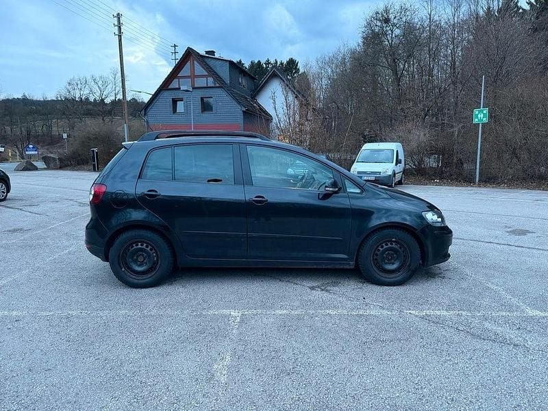 Gebraucht VW Golf Plus Cross S 122 PS (89 kW) 2008 Schwarz Van / Kleinbus