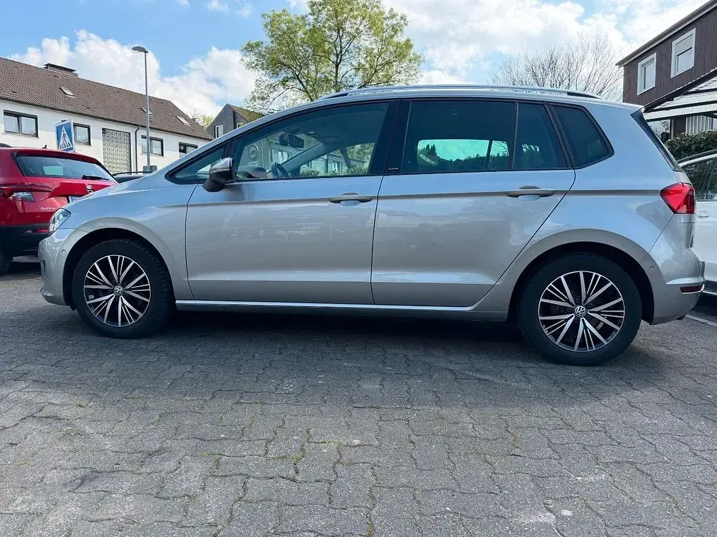 Gebraucht VW Golf Sportsvan Allstar 110 PS (80 kW) 2016 Silber Van / Kleinbus