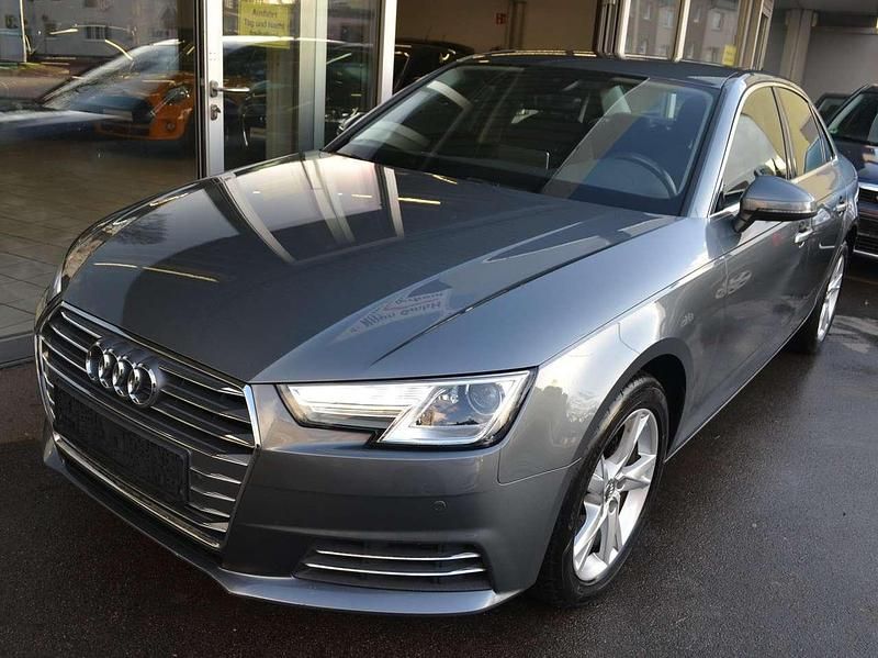 Gebraucht Audi A4 Sport 150 PS (110 kW) 2017 Monsungrau metallic Limousine