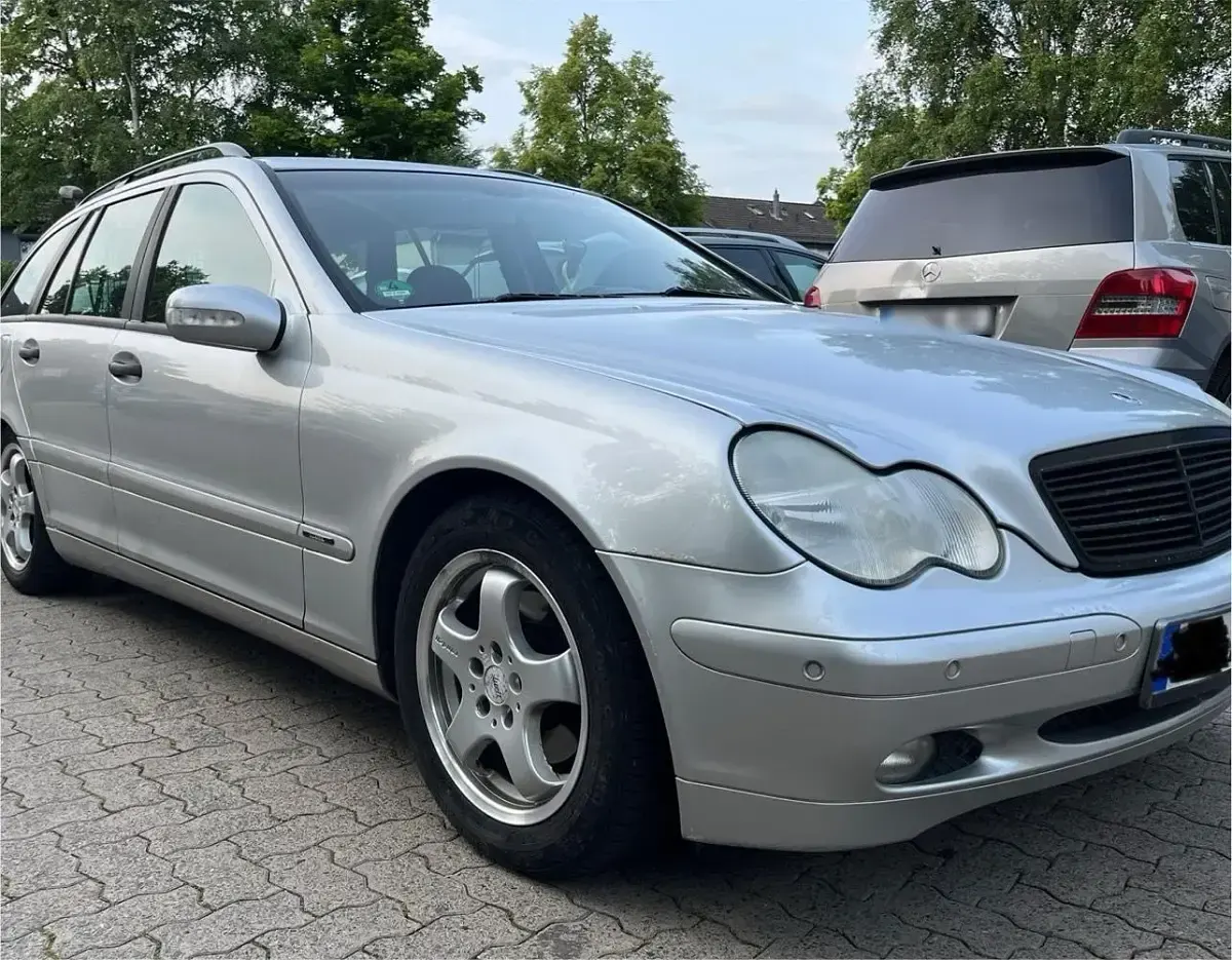 Gebraucht Mercedes C180 145 PS (106 kW) 2003 Silber Kombi