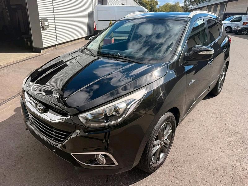Schwarz Gebraucht 2015 Hyundai ix35 SUV | 11.750 € - Bild 1/4