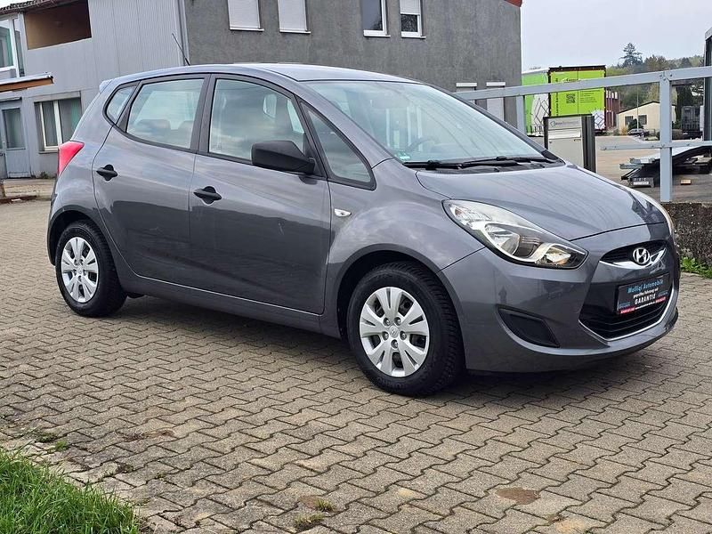 Gebraucht Hyundai ix20 Classic 90 PS (66 kW) 2011 Steel gray Kleinwagen