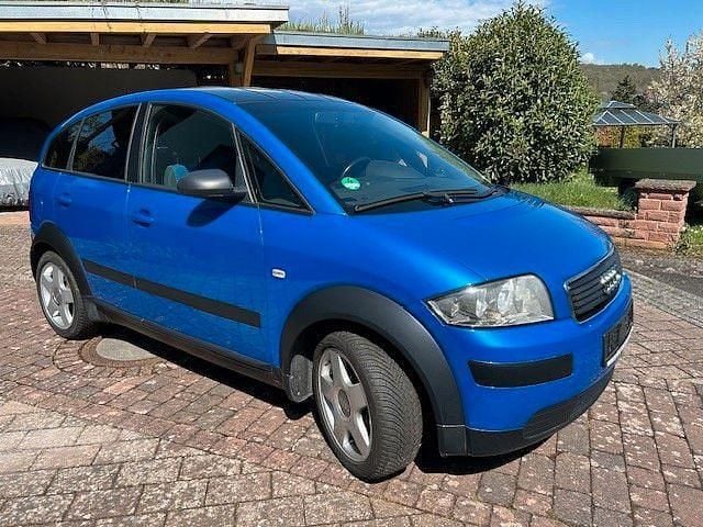 Second-hand Audi A2 75 CP (55 kW) 2004 Albastru Hatchback
