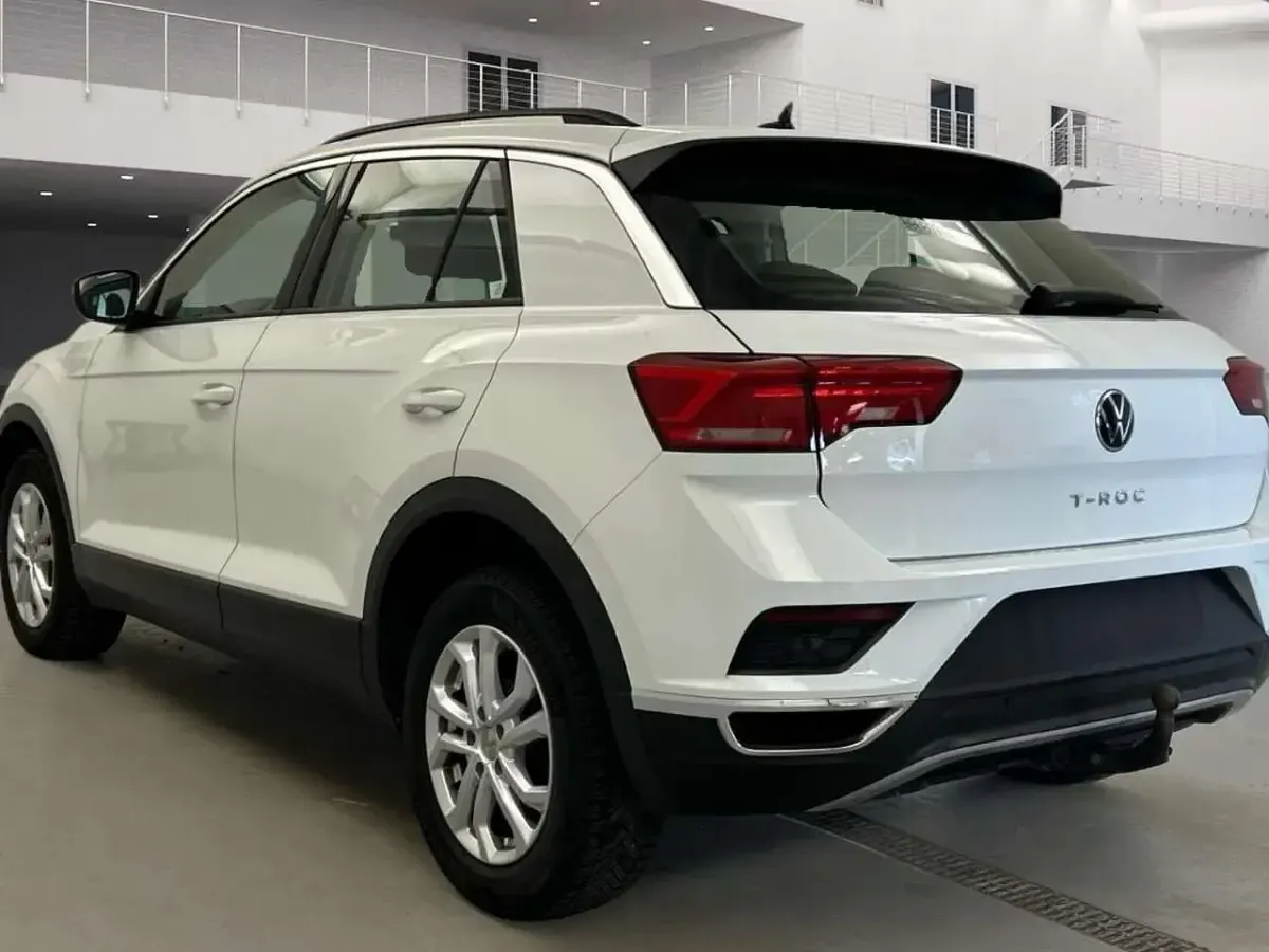 Second-hand VW T-Roc Style 150 CP (110 kW) 2021 Alb SUV