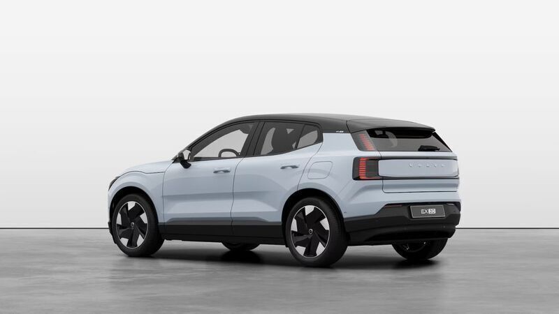 Blau Gebraucht 2024 Volvo EX30 Ultra SUV | 36.800 € (Fairer Preis) - Bild 1/4