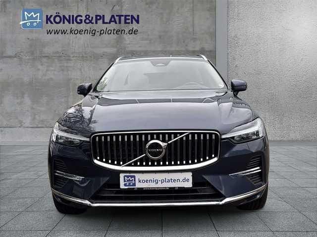 Gebraucht Volvo XC60 Plus 197 PS (144 kW) 2022 Denim blue (blau) SUV