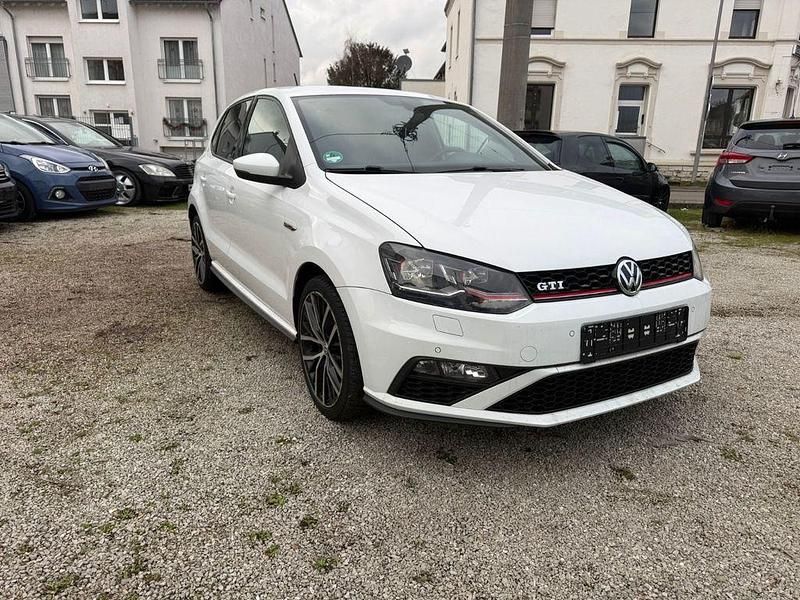 Weiß Gebraucht 2016 VW Polo GTI Limousine | 11.300 € (Fairer Preis) - Bild 1/4