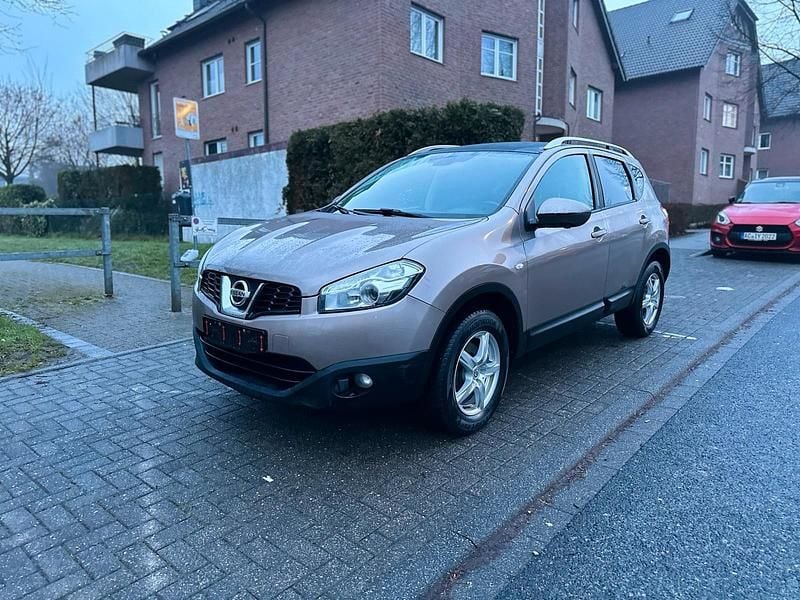 Braun Gebraucht 2012 Nissan Qashqai 360º SUV | 5.700 € (Guter Preis) - Bild 1/4