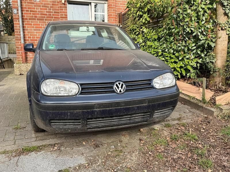 Gebraucht VW Golf IV 75 PS (55 kW) 2000 Blau Kleinwagen