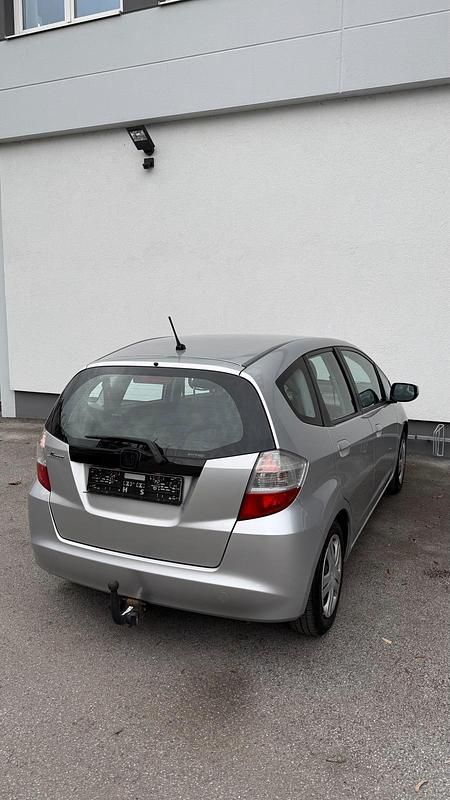 Gebraucht Honda Jazz 99 PS (72 kW) 2009 Silber Kleinwagen