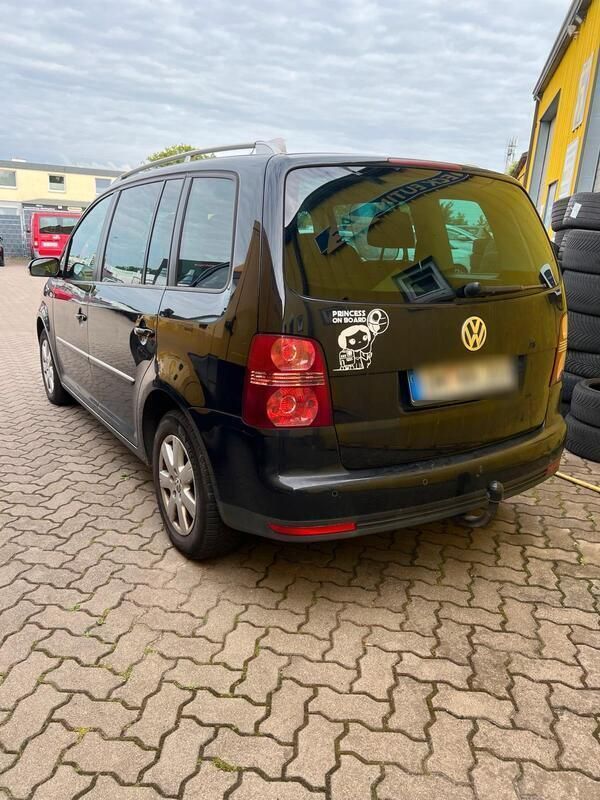Schwarz Gebraucht 2007 VW Touran Van / Kleinbus | 1.500 € (Superpreis) - Bild 1/4