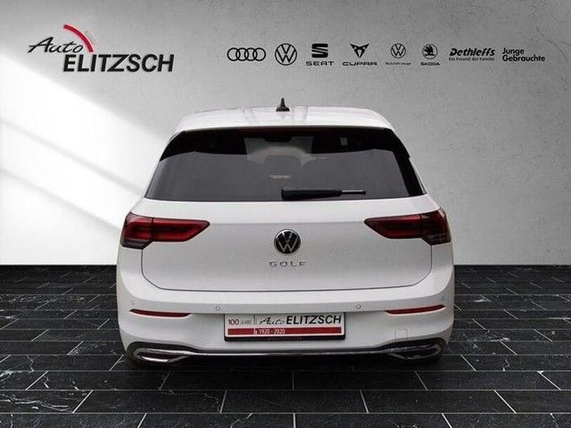 Gebraucht VW Golf VIII Move 110 PS (80 kW) 2024 Pure white Limousine