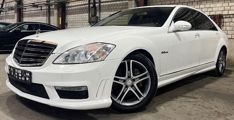 Alabasterweiss unilack Gebraucht 2005 Mercedes S65 AMG AMG Limousine | 19.990 € - Bild 1/4
